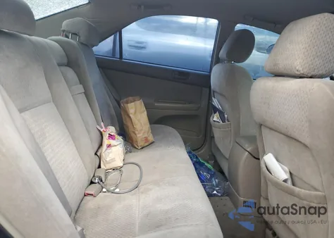 2004 Toyota Camry Le from USA, damaged, VIN 4T1BE30K84U918327